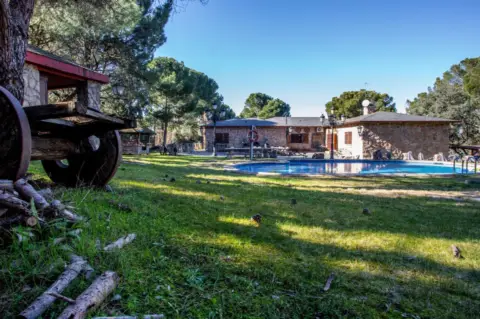 Chalet en Valdepastores-Pino Centinela-Las Encinas