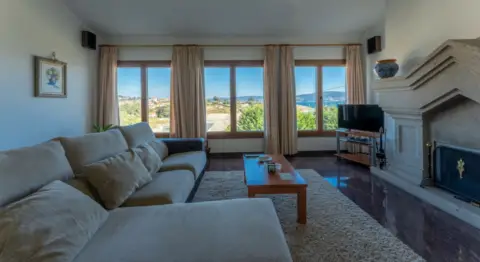 Chalet en calle Canelas, 55