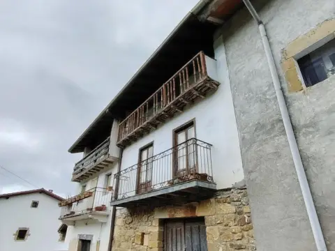 Casa adosada en Liendo
