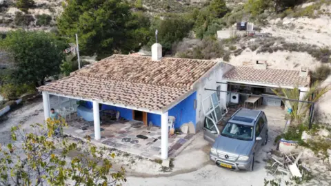 Finca rústica en calle Chauchets, nº 9