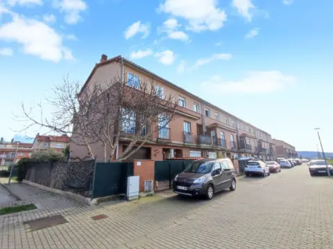 Casa adosada en Aoiz - Agoitz