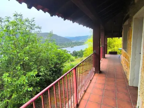 Chalet en A Fenteira (Boboras)