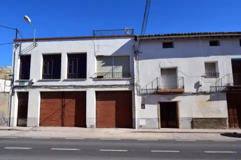 Casa en Maluenda