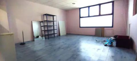 Local comercial en Nuez de Ebro