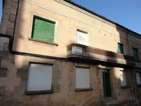 Chalet en calle del Conde Jordana, 46