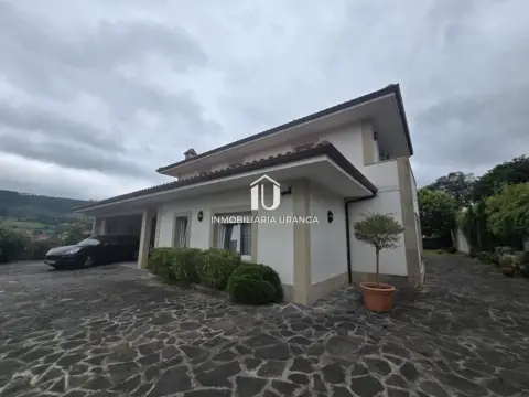 Chalet en San Mamés de Meruelo