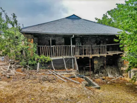 Casa en Pradela