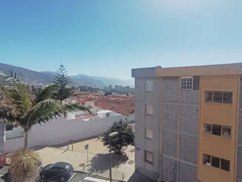 Piso en Somosierra-García Escámez-Tristán