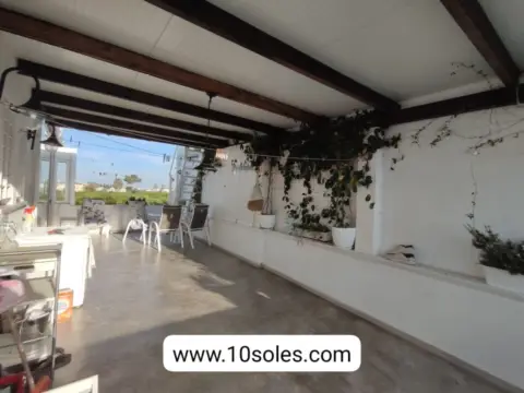 Casa adosada en Orihuela Pedanías