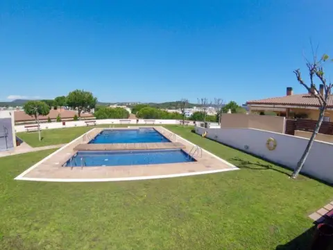 Chalet en Fenals-Santa Clotilde