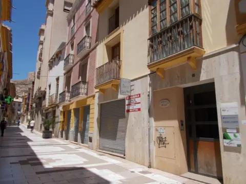 Local comercial en Centro-Corredera