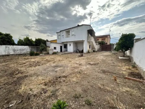 Chalet en Valdeíñigos de Tiétar