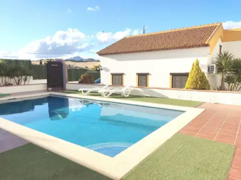 Chalet en Casabermeja