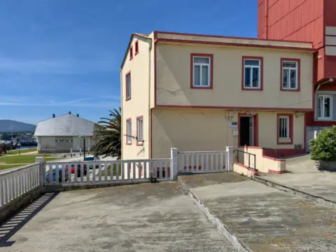 Chalet en Avenida de la Ribeira, 14