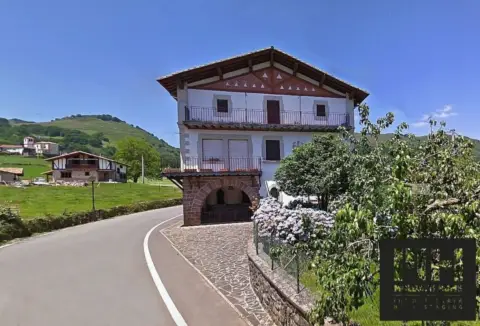 Chalet en Maya del Baztán - Amaiur Maia