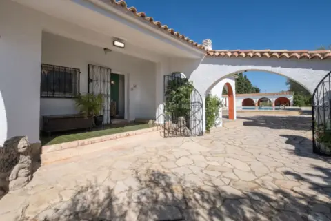 Chalet en calle Aixarmadas, Parcela 28, Poligono 37