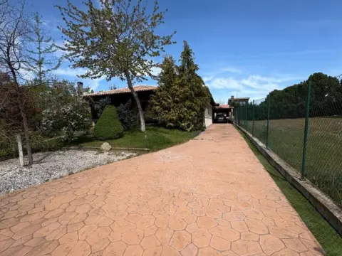 Chalet en Laguna de Duero
