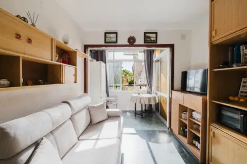 Estudio en Puerto Marina