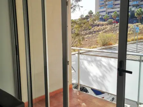 Piso en Añaza-Acorán
