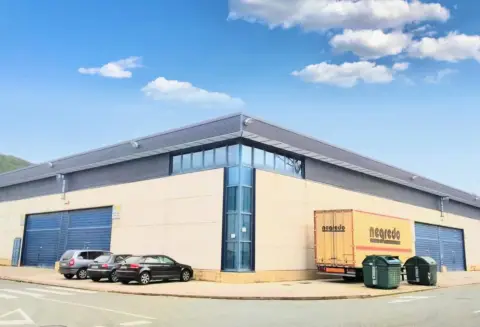 Nave industrial en Ezcaba