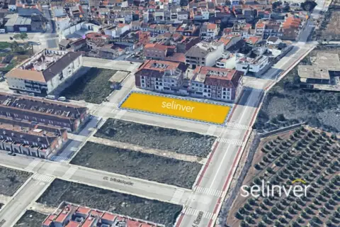 Terreno en calle de Antonio Machado, 5