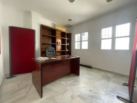 Local comercial en Centro