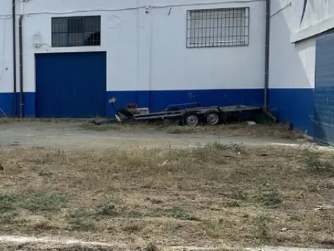 Nave industrial en Plasencia