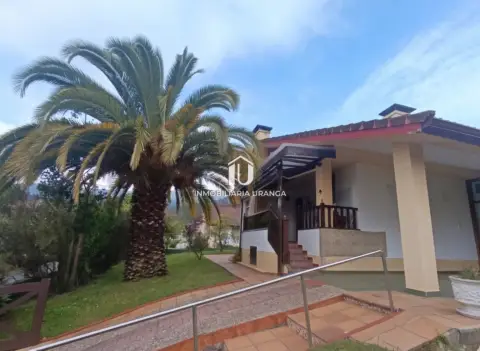 Chalet en Adino
