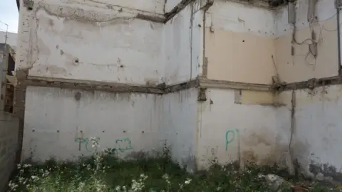 Terreno en calle de Cervantes, 17