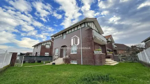 Chalet en Bárcena de Cicero