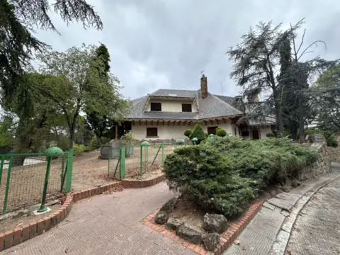 Chalet en Valdepastores-Pino Centinela-Las Encinas