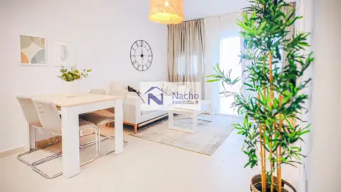 Piso en calle Torrox, 2