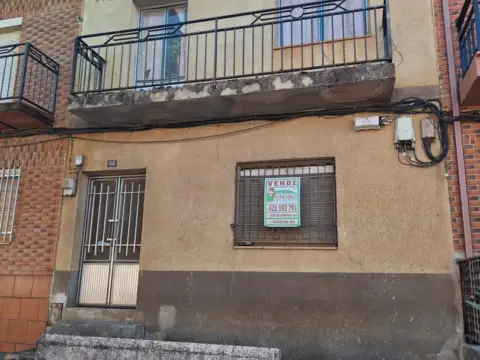 Casa adosada en Puebla de Don Rodrigo
