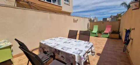 Piso en Calarreona-Las Lomas