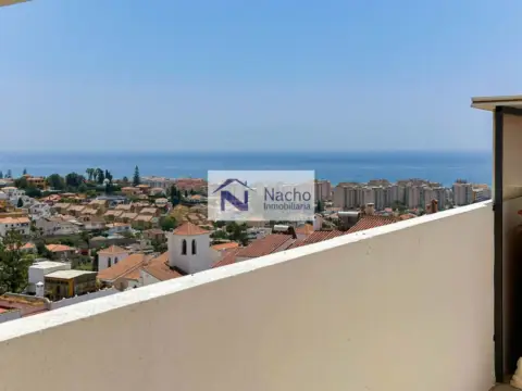 Casa adosada en calle de la Magnolia, 7