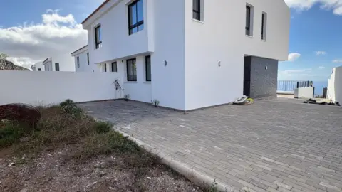 Casa adosada en Hoyo