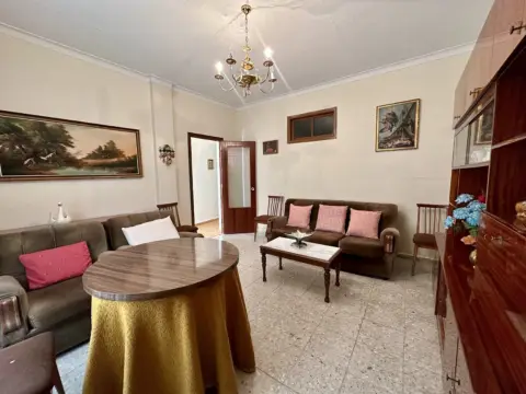Chalet en Malpartida de Plasencia