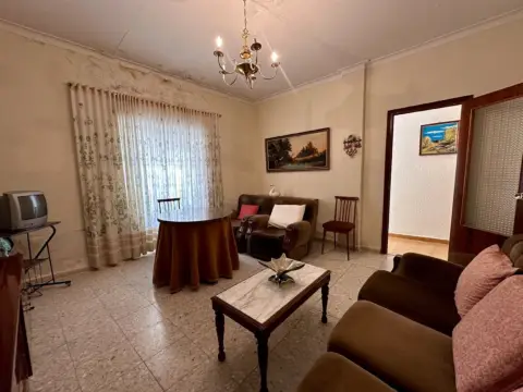 Chalet en Malpartida de Plasencia