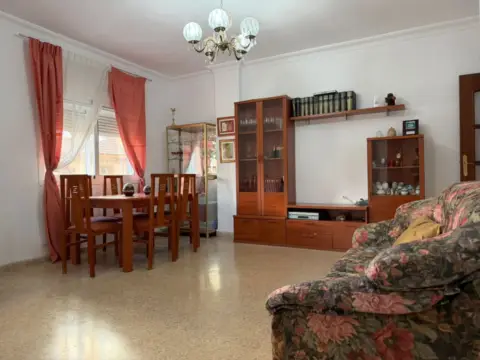 Piso en Reina Victoria-Matadero