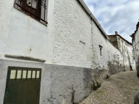 Chalet en Malpartida de Plasencia