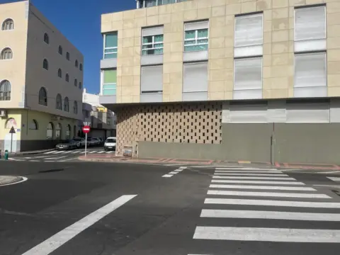 Local comercial en El Tablero de Maspalomas