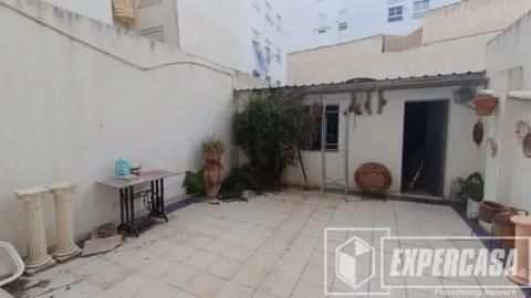 Local comercial en Quart de Poblet