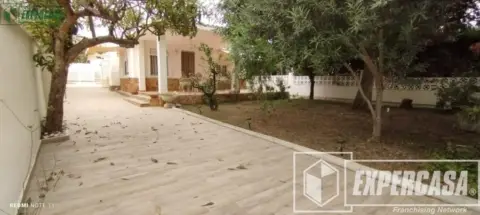 Chalet en Riba-Roja
