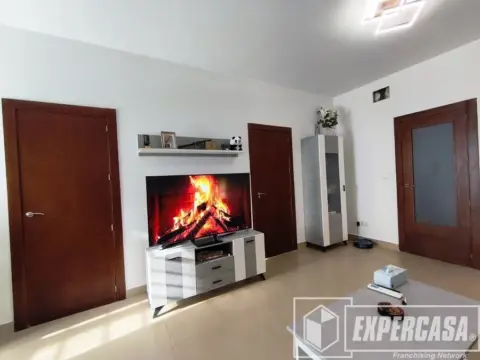 Casa pareada en Dolores