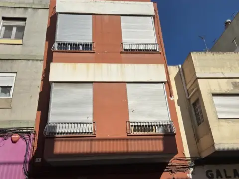 Casa pareada en Carrer de les Reis Catolics, 22