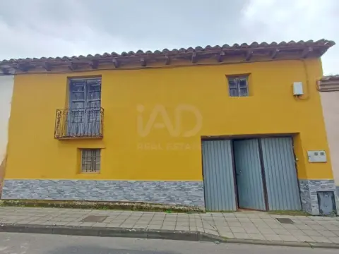 Apartamento en Valverde de La Virgen