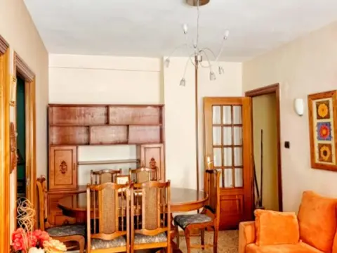 Piso en Ciudad de la Comunicación-Argales