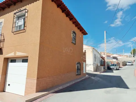 Casa en Villanueva de las Torres