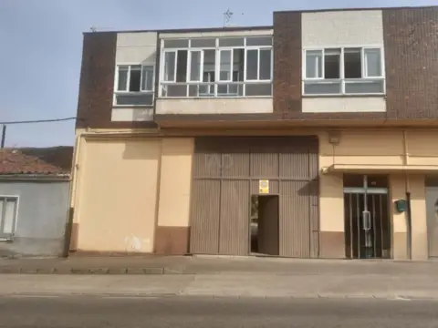 Casa en La Bañeza