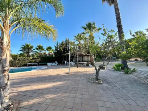 Finca rústica en Pozo del Camino